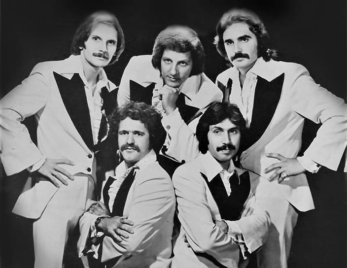 Brooklyn Bridge band photo