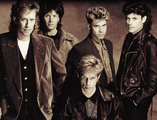 Hooters band photo