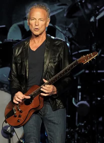Lindsey Buckingham on stage