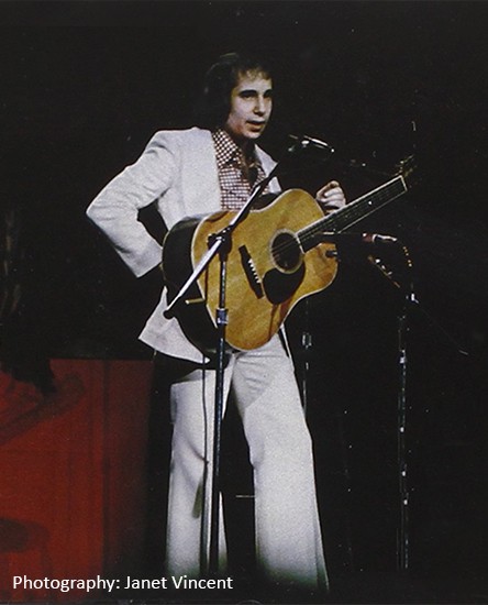 Paul Simon on stage
