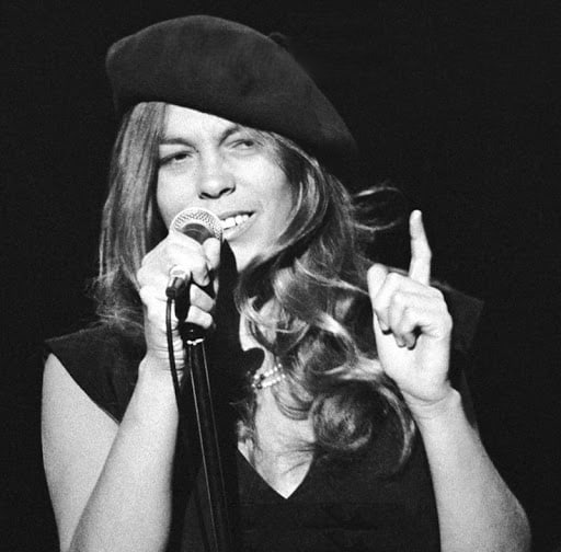 Rickie Lee Jones on stage
