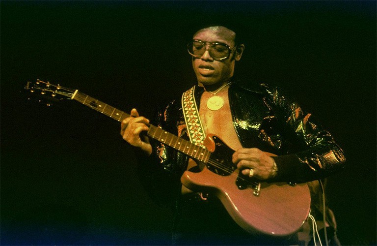 Bobby Womack on stage